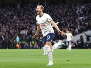 Complete Biography of Harry Kane (in Spurs)
